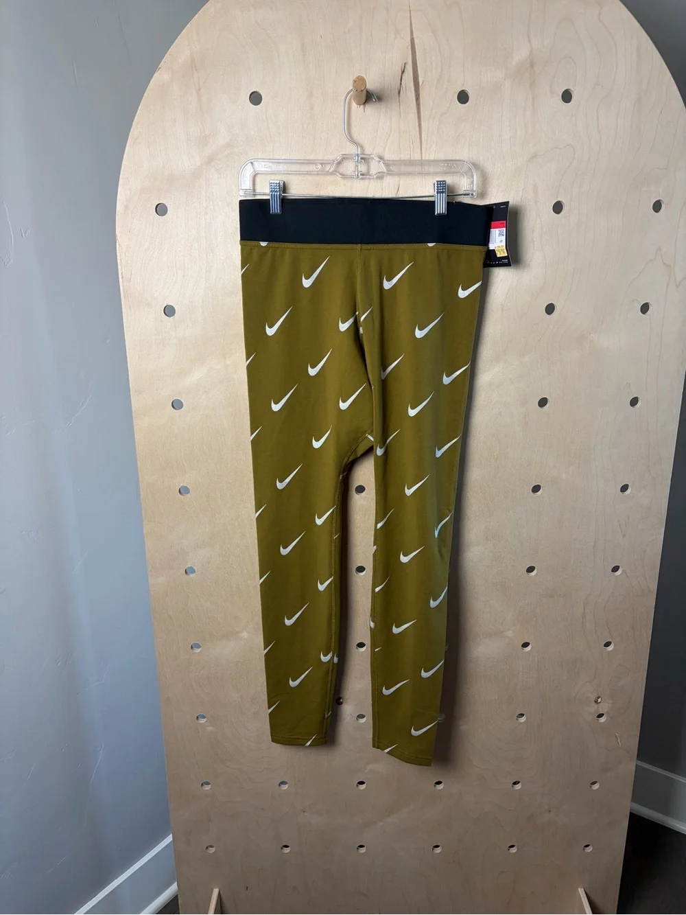 NWT Nike Women's Leg-A-See Logo Print Olive/Metallic Leggings Size Large